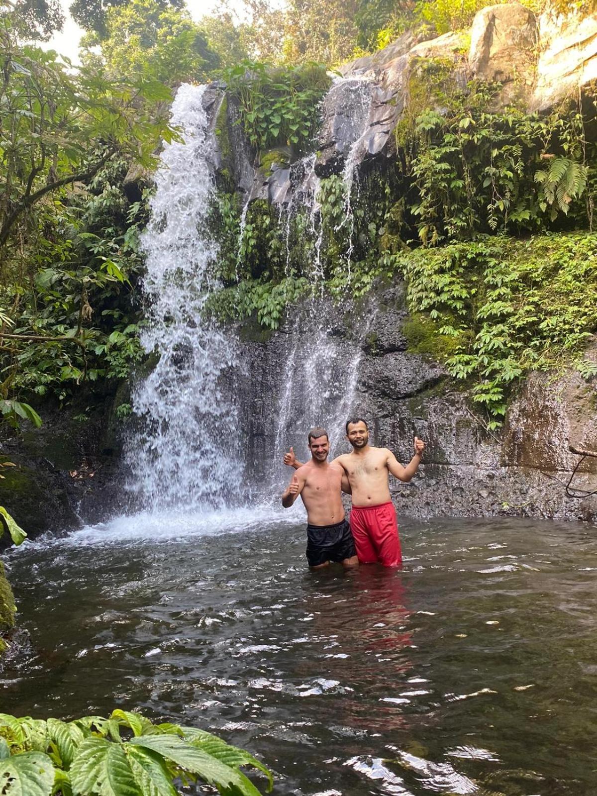 Tereng Wilis Jungle Inn Tetebatu Buitenkant foto
