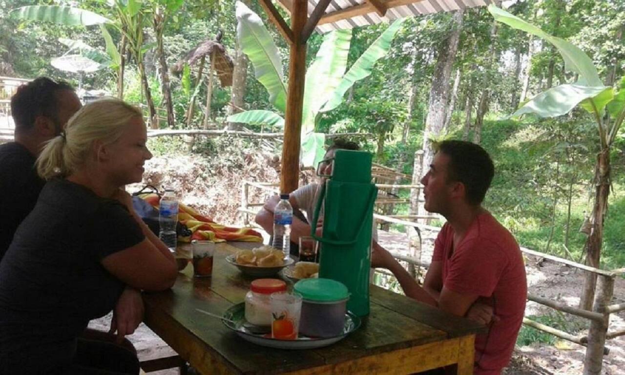 Tereng Wilis Jungle Inn Tetebatu Buitenkant foto