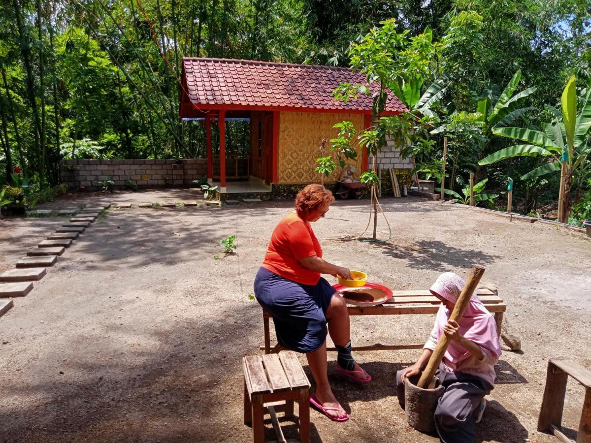 Tereng Wilis Jungle Inn Tetebatu Buitenkant foto